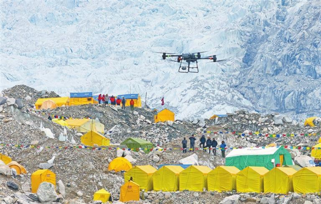 20240829 SZ in transition Riding the waves of tech service innovation1.jpg